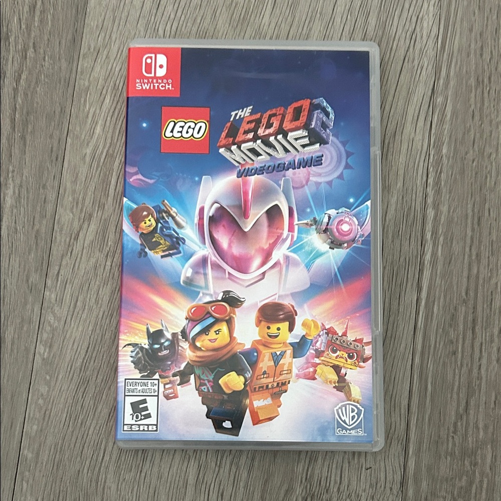 LEGO The LEGO Movie 2 Videogame for Nintendo Switch - Red and Blue